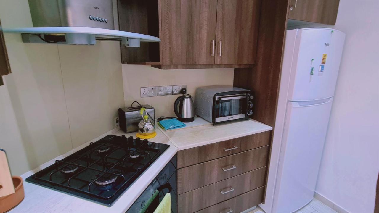 Stay Garden Flat Larnaca Bagian luar foto