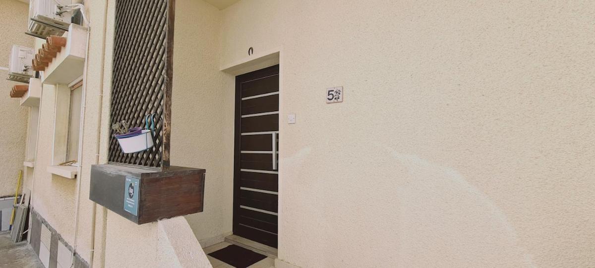 Stay Garden Flat Larnaca Bagian luar foto