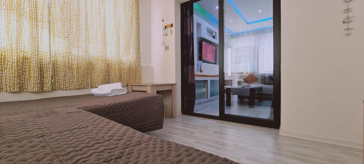 Stay Garden Flat Larnaca Bagian luar foto