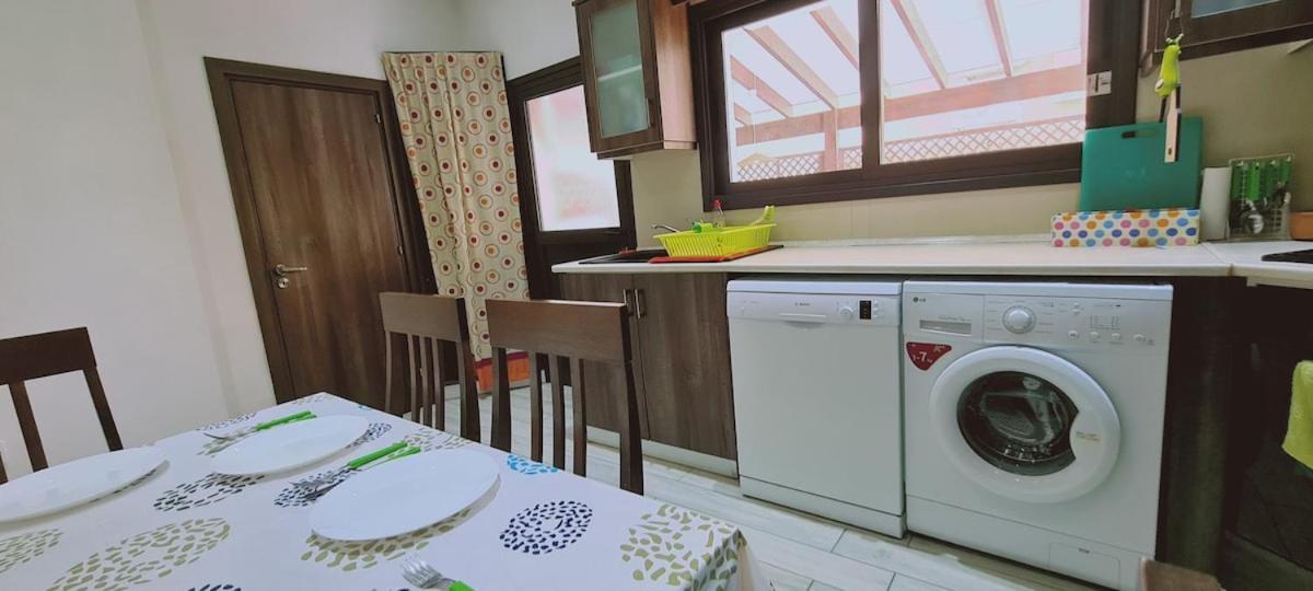 Stay Garden Flat Larnaca Bagian luar foto