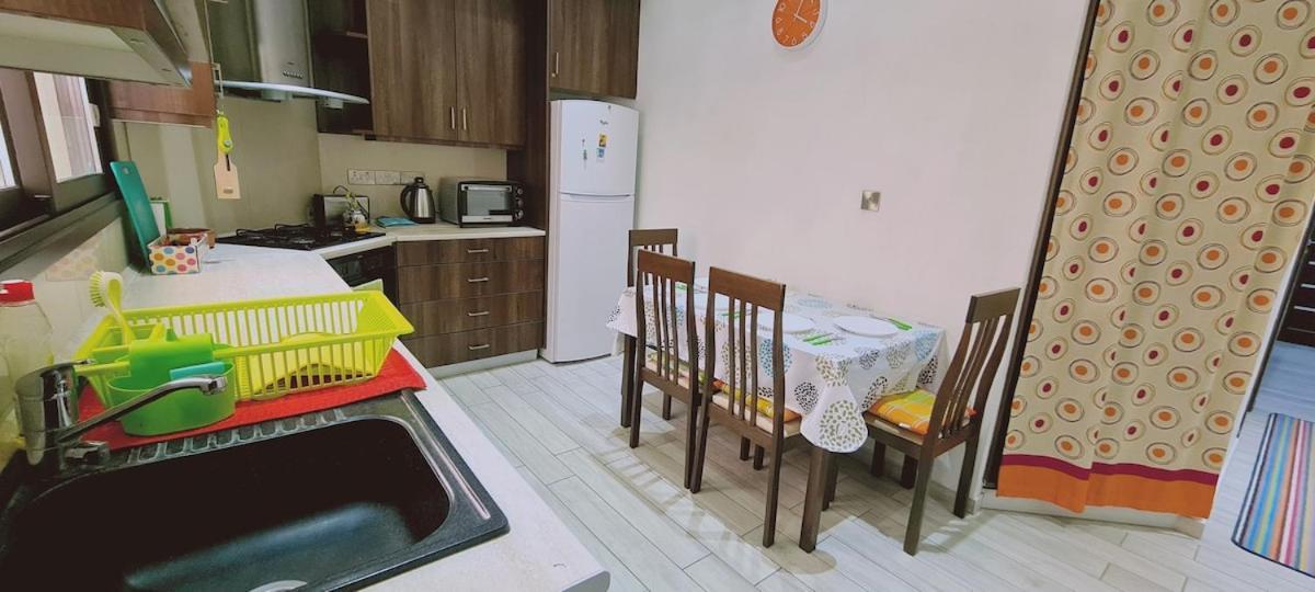Stay Garden Flat Larnaca Bagian luar foto
